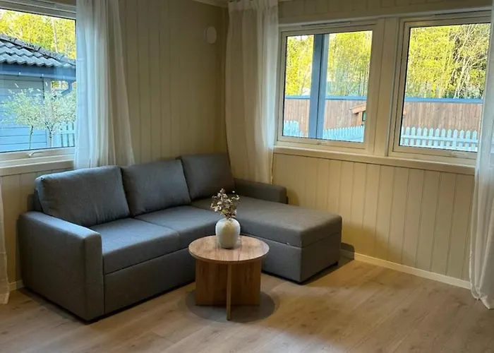 Lys Rent Og Trivelig Hybelleilighet